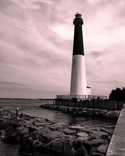 Black and White Light House